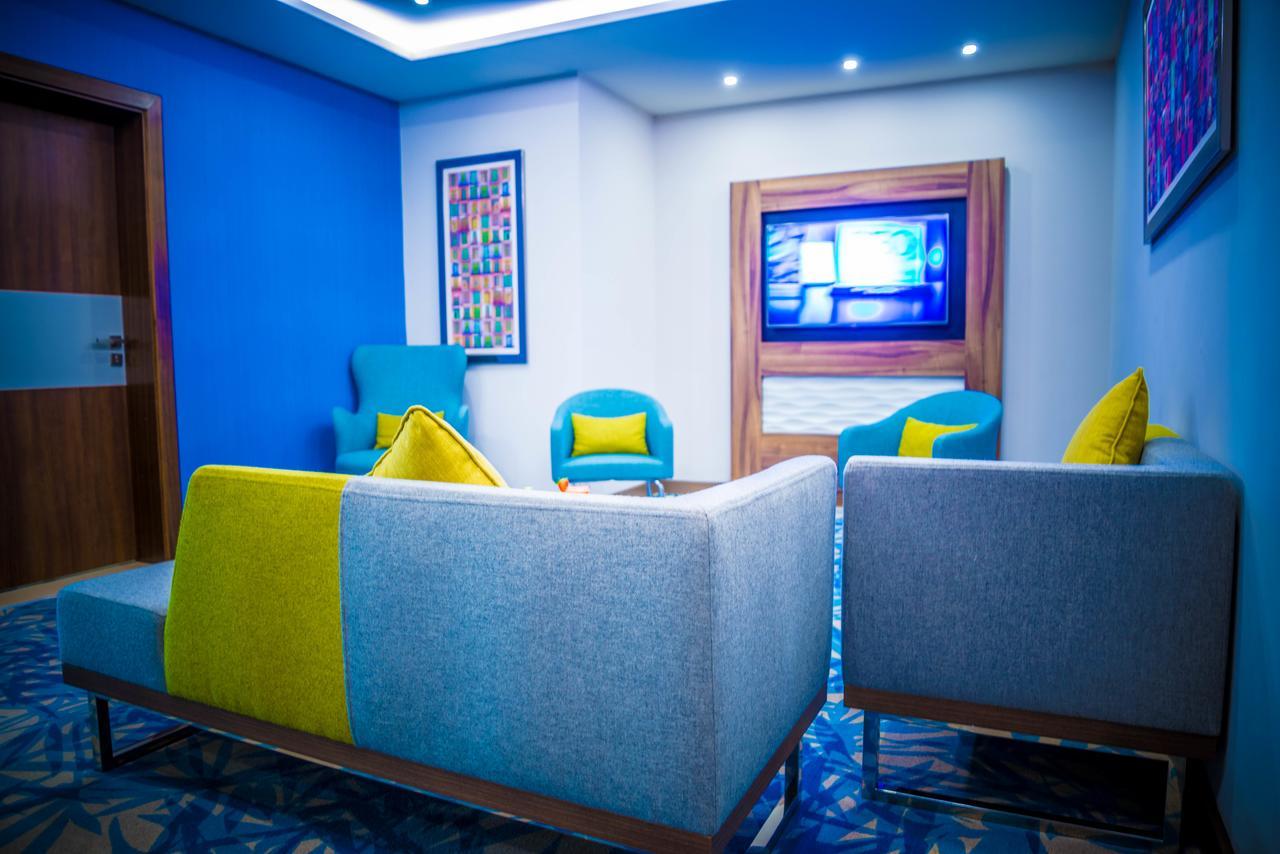 Novotel Yanbu Albahr Exterior photo